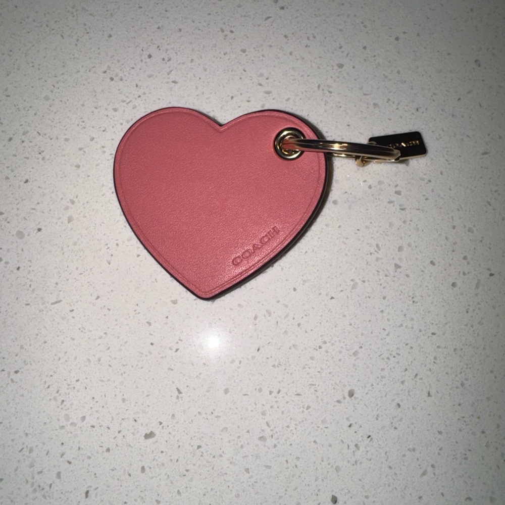 Coach Coral Heart Key Holder - Picture 4 of 4